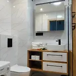 Cicha Przystan Regata Garaz W Cenie * Kolobřeh