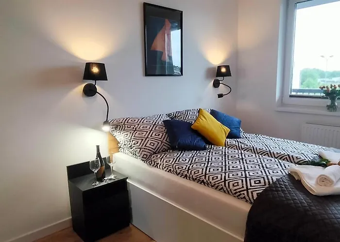 Cicha Przystan Regata Garaz W Cenie Lejlighed Kołobrzeg